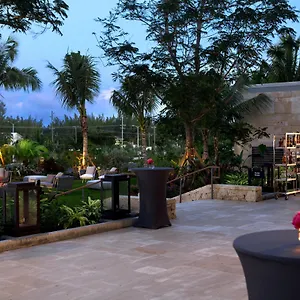 5* Semesteranläggning (resort) Kimpton Seafire + By Ihg